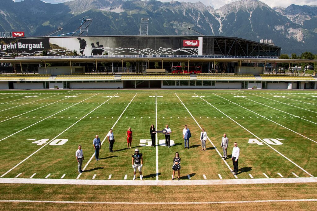 Schlüsselübergabe des neuen American Football Zentrums in Innsbruck | AFBÖ